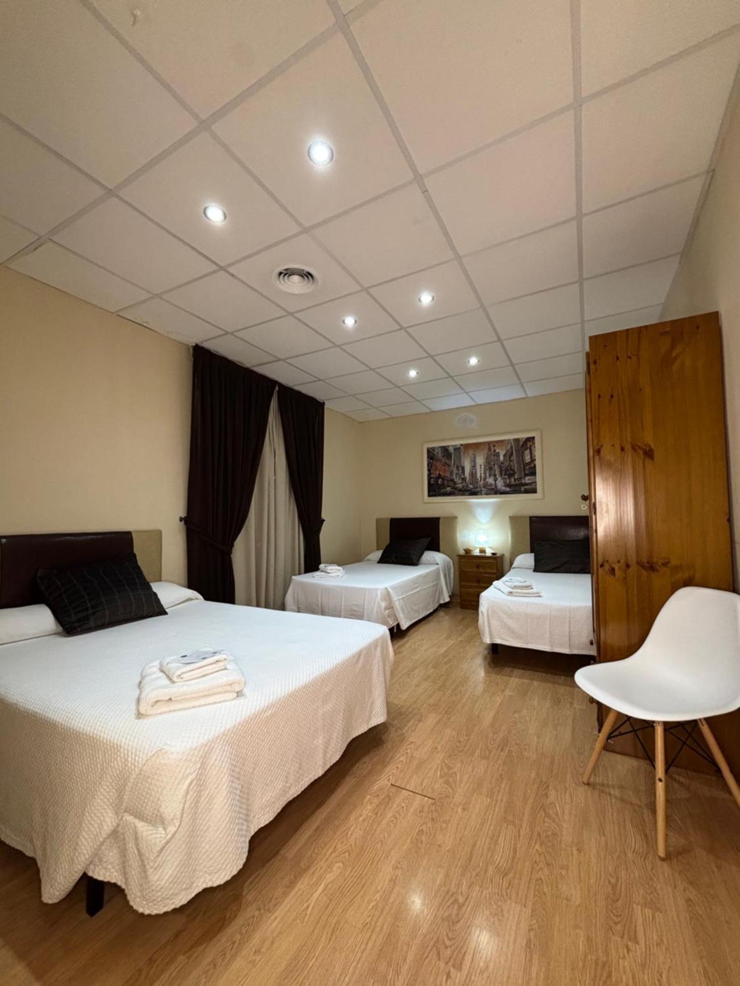 Hotel Restaurante El Colono Gallur 外观 照片